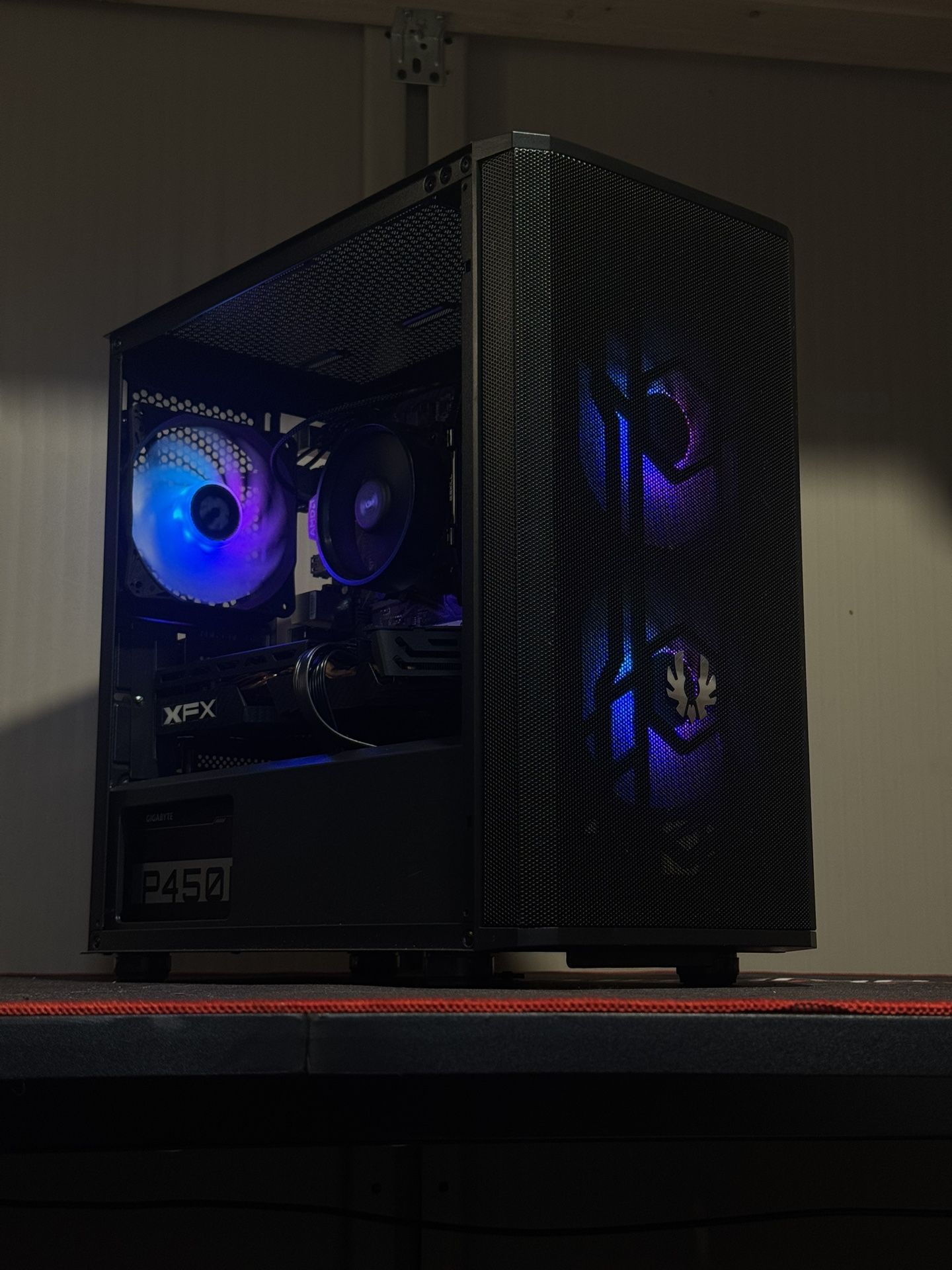 PC | RX 580 | Ryzen 7 | 16GB RAM | 1tb SSD |