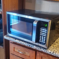 Hamilton Beach Microwave 
