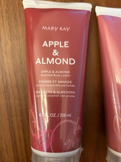 Mary Kay Apple & Almond Scented Body Lotion