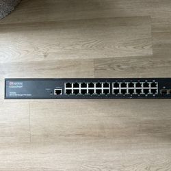 MaxiiNet 26-port Gigabit Ethernet L2+ Managed PoE Switch