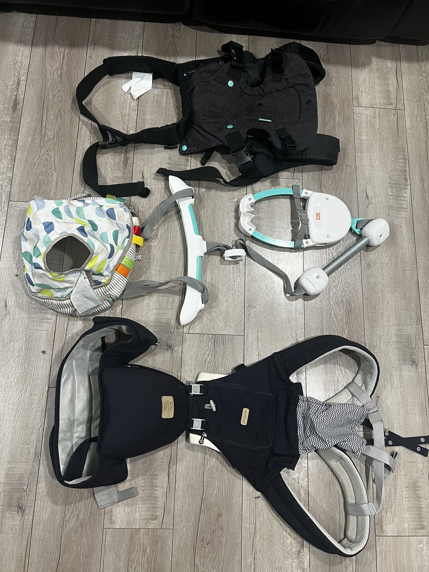 Baby Carrier/ Baby Jumper