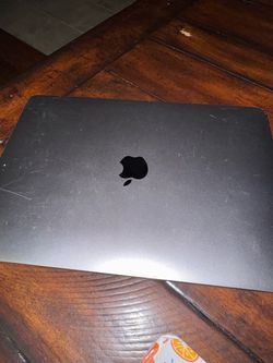 MacBook Pro 2017 13” 8GB