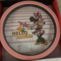Minnie Mouse Clock