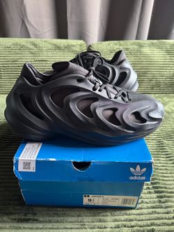 Adidas adiFOM Q