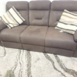 Couch Recliner 