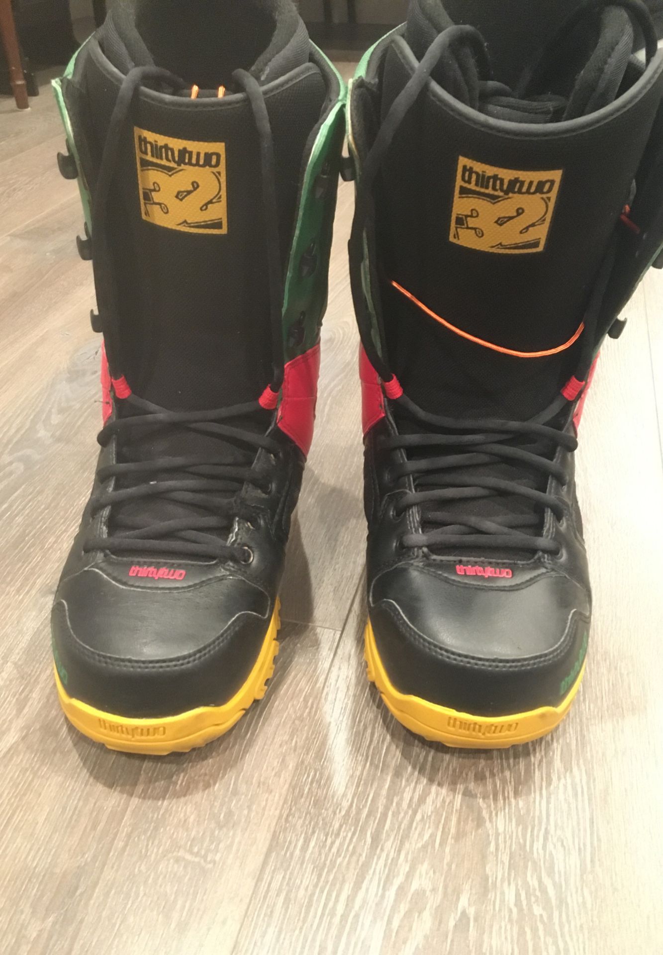 ThirtyTwo Snowboarding Boots