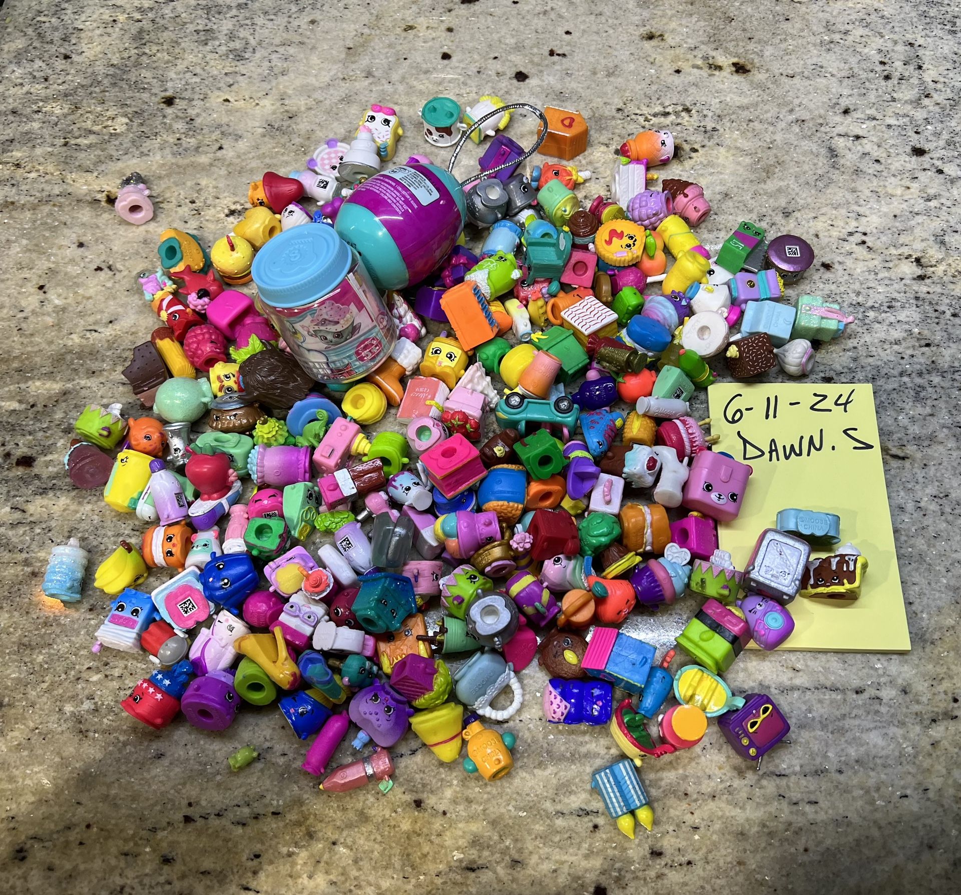 Huge Lot Of Shopkins