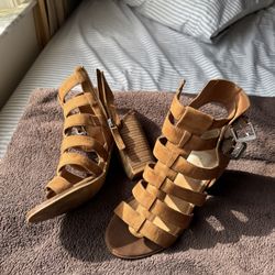 Women’s Strappy Block Heel Sandals – Size 8.5 – Like New