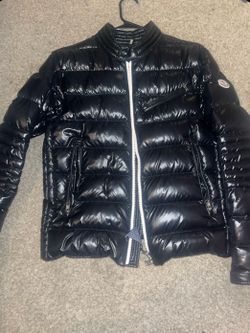 Small black MONCLER COAT