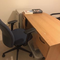 Office Chair And desk