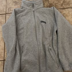 Columbia Quarter Zip Pullover Jacket  Grey