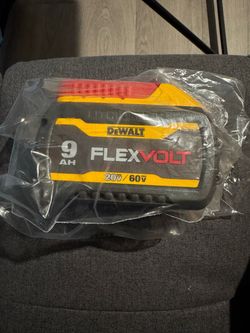 New dewalt battery 9ah 20v /60v max