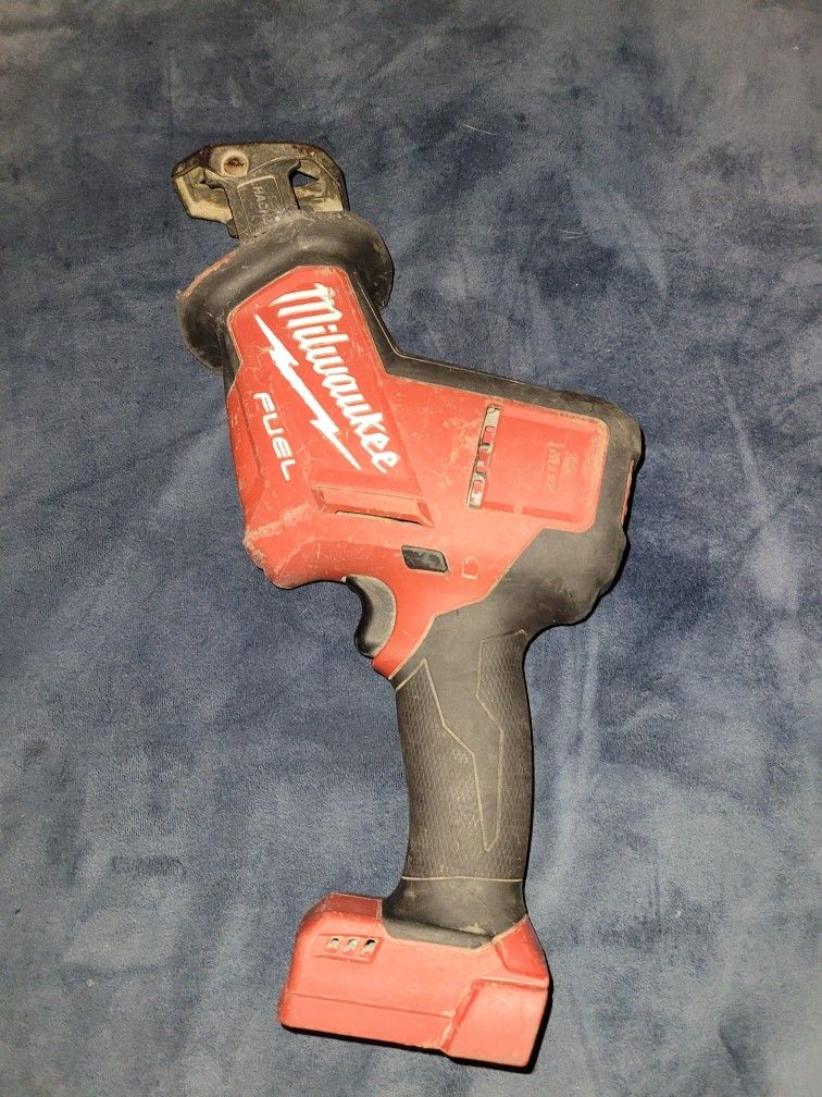 Milwaukee Fuel M18 Brushless Cordless Hackzall Reciprocating Saw
