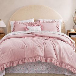 7 Pieces Ruffle Soft Pink Bedding Set Queen size