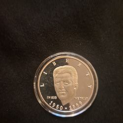 John F Kennedy. 999 Silver Half Dollar