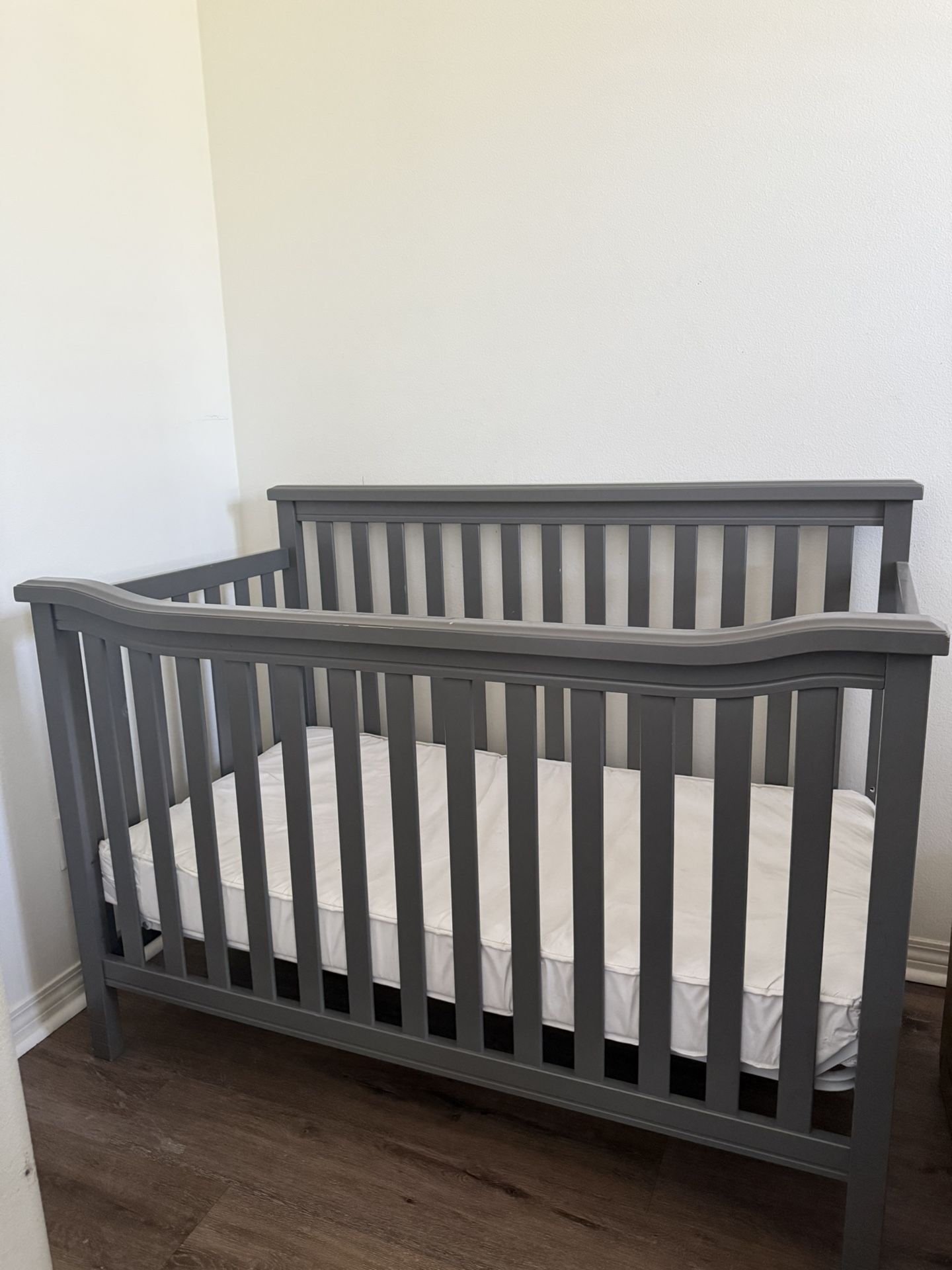 Crib And Changing Table/hamper Combo