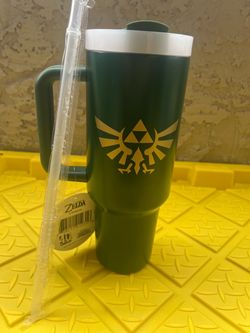 Pyramid Zelda Hyrule Green 40Oz Metal Tumbler with Straw *DEFECT PRINT*