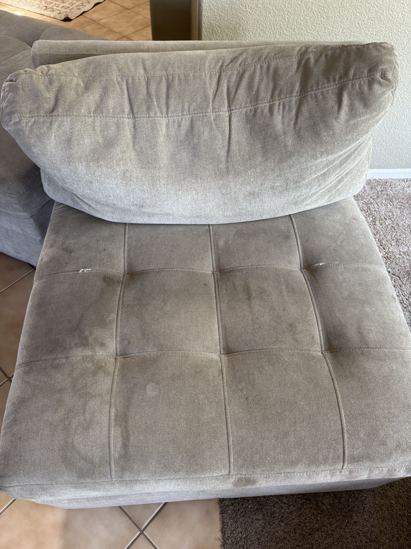 Couch 1 Free