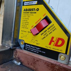Adjust-O Magnet Square, On/Off Switches, Pull Force: 160 lbs, 6" x 5-1/8" x 1-3/8"

