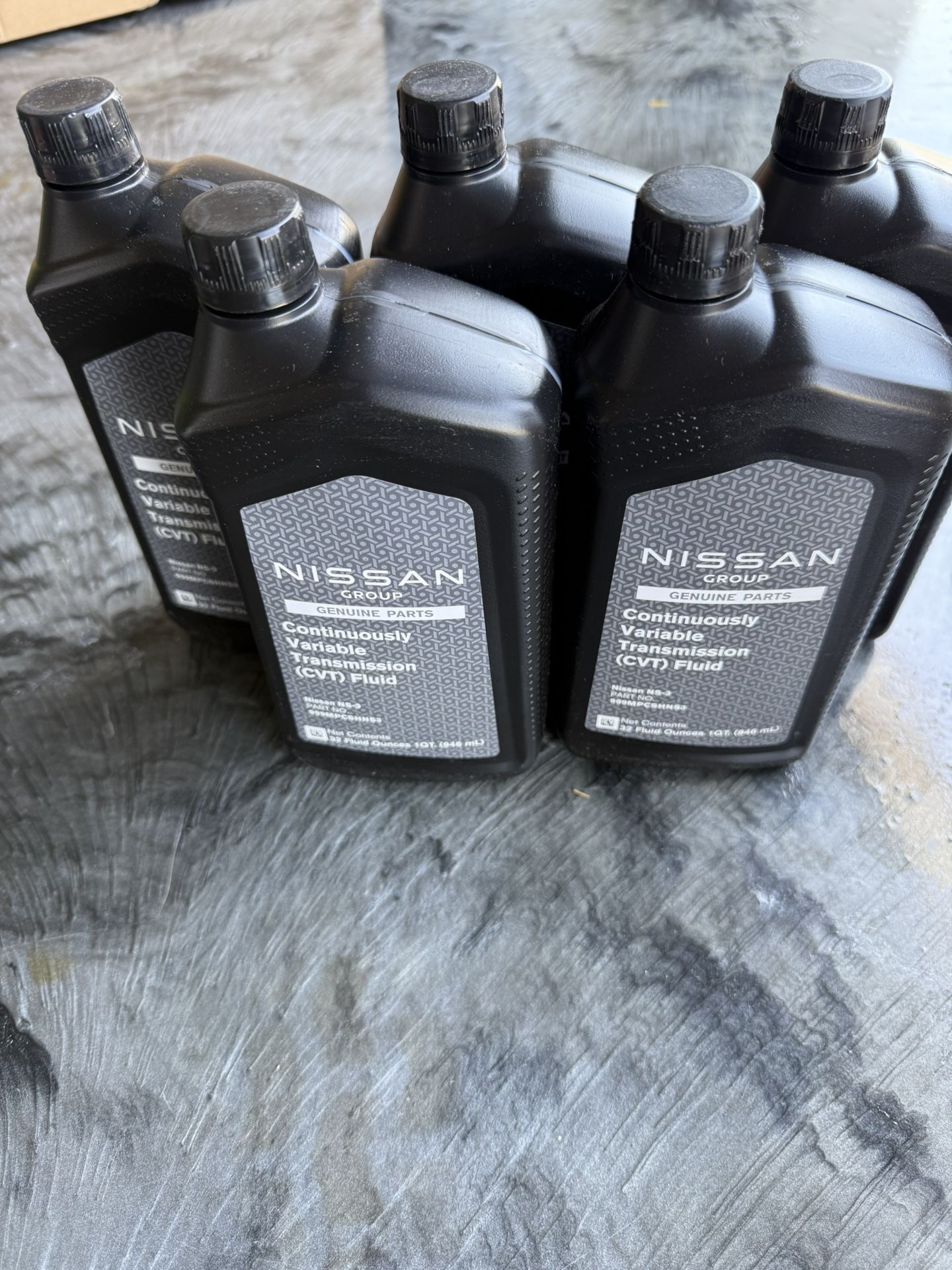 Nissan Genuine OEM CVT-3 Transmission Fluid 999MP-NS300P (5 Quarts)