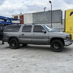 2000 Chevy Suburban 4x4