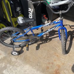 Huffy Boys 20inch Rock It