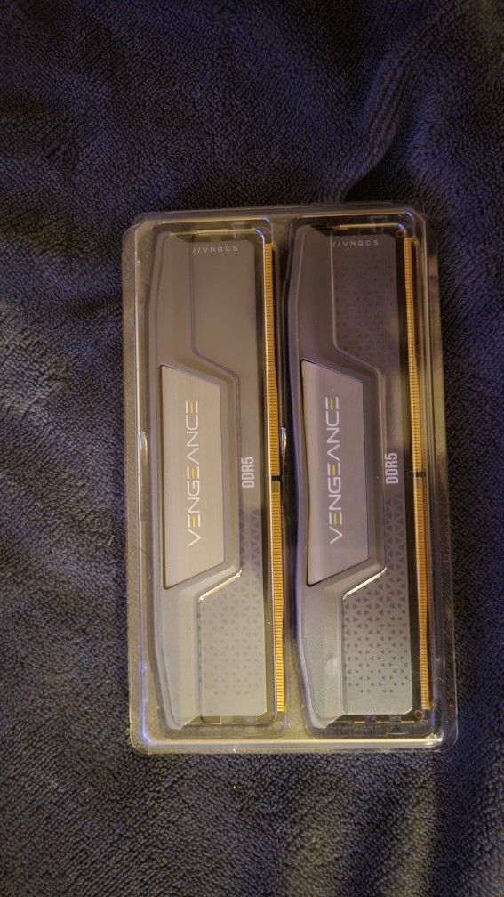 Corsair Vengeance 32GB DDR5 RAM 6400MHz