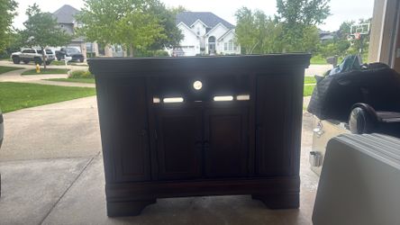 Entertainment corner unit
