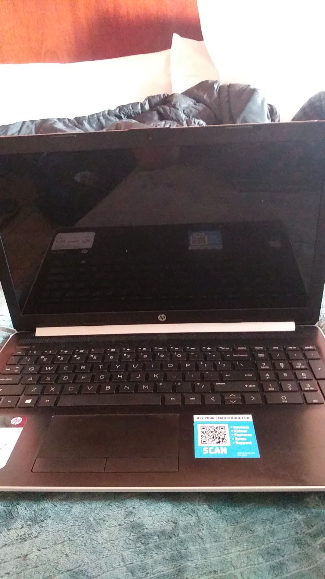 HP Laptop 15-da0012dx