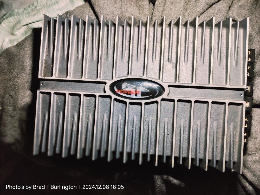 Old Rockford Fosgate Power 800×4 Amp