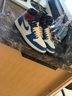 Jordan 1’s Unions/ LA Size 10