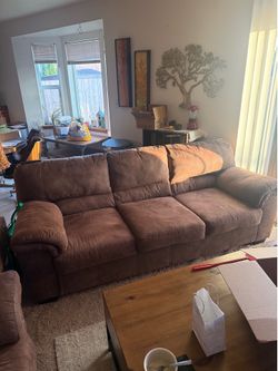 Couch / loveseat / recliner