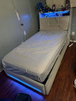 Twin bed