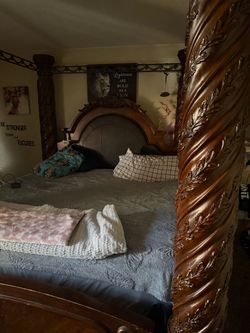 King bed frame