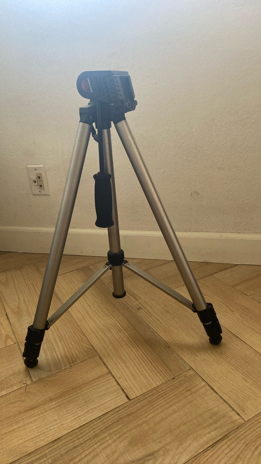 Vanguard Camera Stand