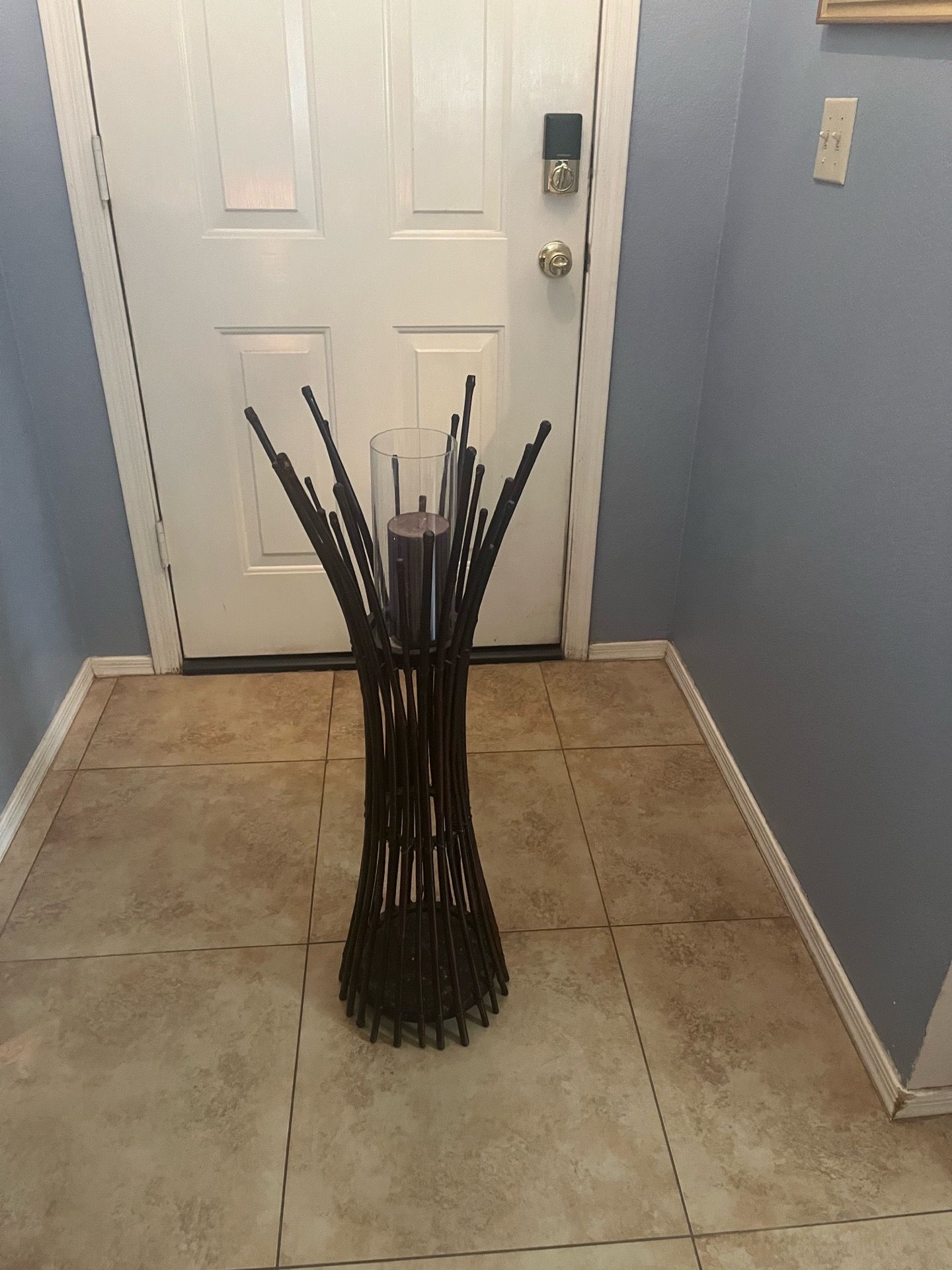 Candle holder