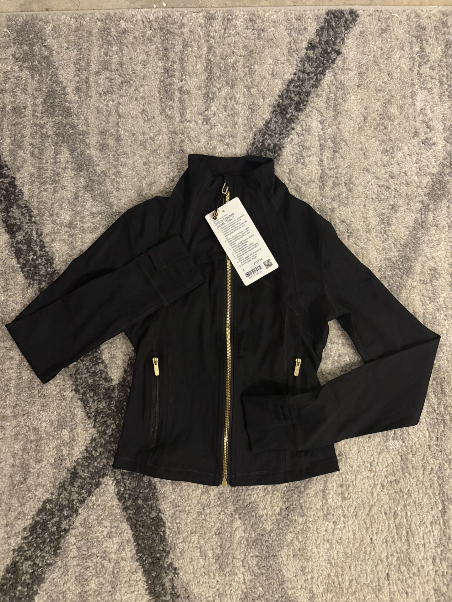 Lululemon Define Cropped Jacket Set