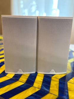 2-way Compact Bookshelf Speakers