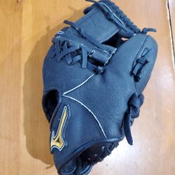 Mizuno Future Prospect Glove 