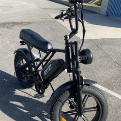 High-Power Electric Bike | Fat Tires | Ready for Pickup
