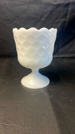 White milk glass pedestal vase, Cleveland Ohio, E.O. Brody Co. MJ42
