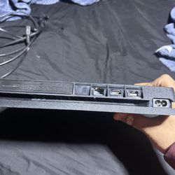 Ps4 With Cables 