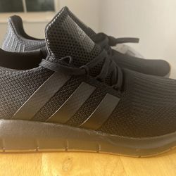 Adidas Swift Run Black Men’s Sizes 7.5 - 8 - 8.5 | Triple Black Knit Running Shoes | New