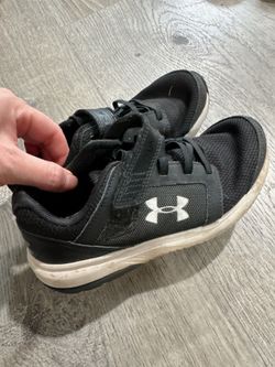1Y Under Armour Kid Sport Shoes