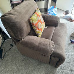 Very Comfortable Single Couch