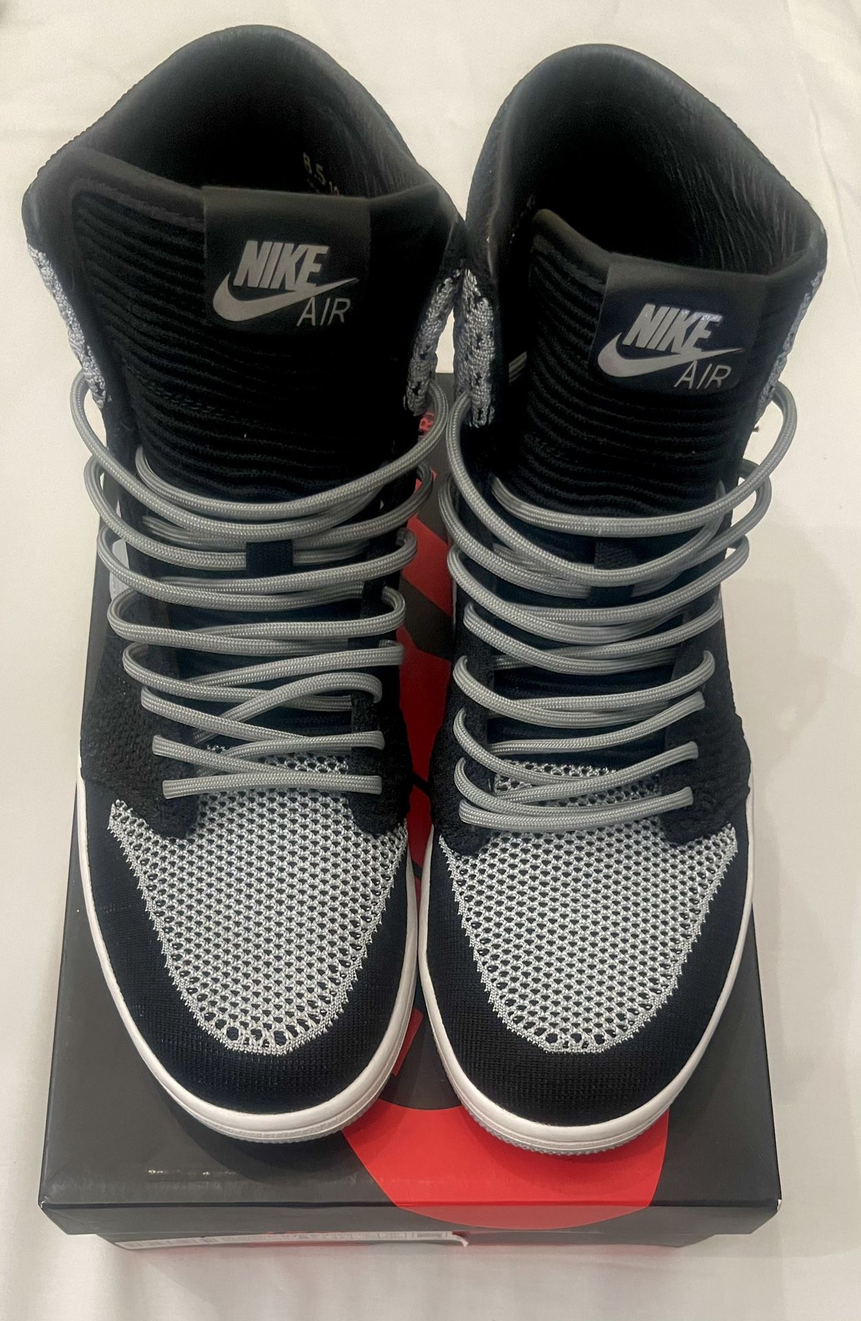 Air Jordan 1 Retro OG Flyknit (Size 8.5)
