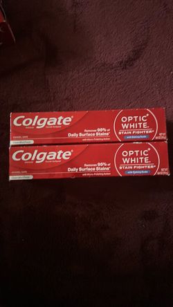 Colgate Optic White Stain Fighter with Baking Soda 6oz Toothpaste