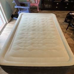 INTEX Air Mattress