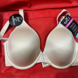 NWT! Bali SmartComfort Beige Bra 34C. Underwire. Convertible straps. DF 3468