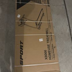 HOMEUSE TREADMILL BRAND NEW SEALED